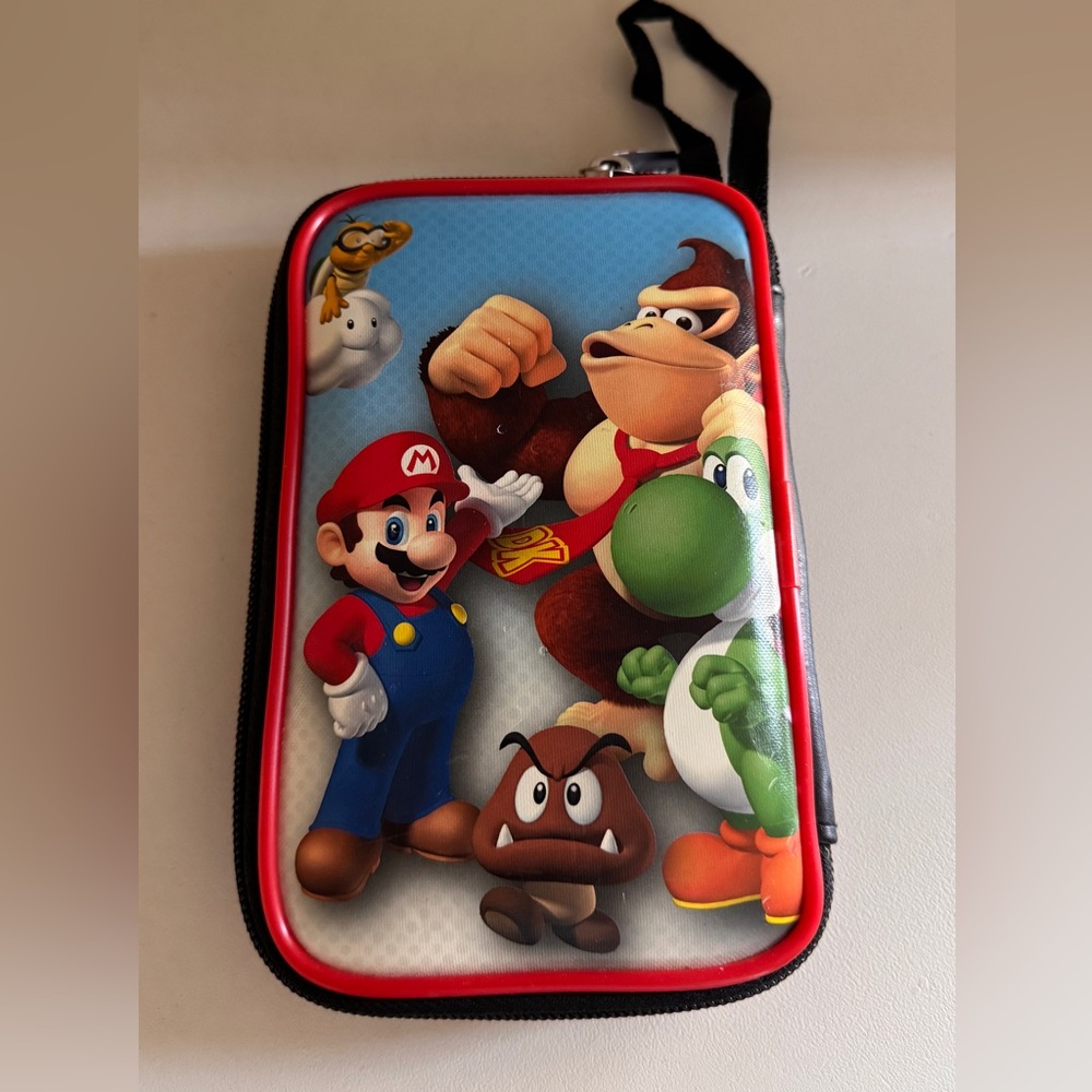 Super Mario Bros Nintendo DS XL Case, Stylus and Game cases